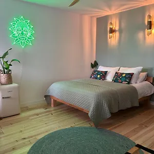  Guest house Monkey Tree Netherlands